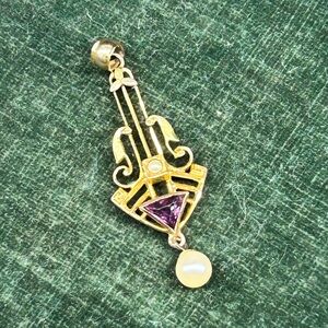 Elegant 10k Gold and Purple Amethyst Pendant with Faux  Pearl Accent